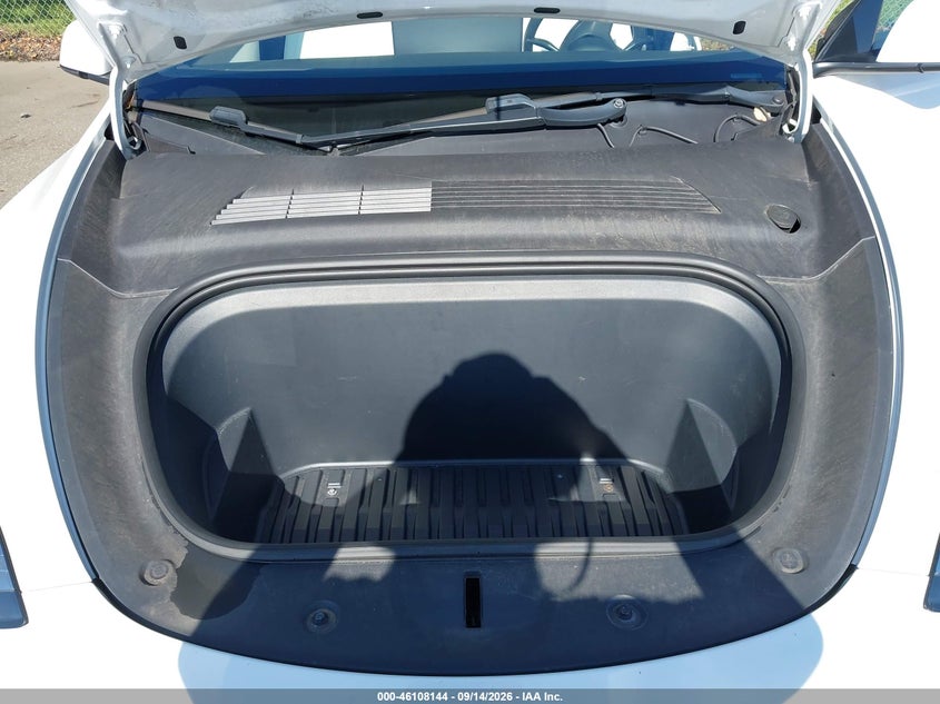 TESLA MODEL Y - zdjęcie 10