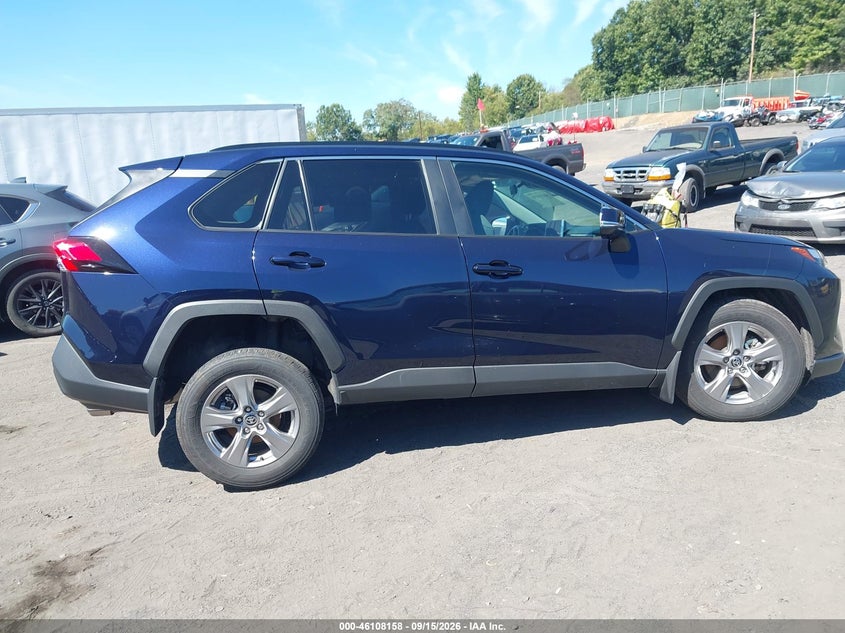 TOYOTA RAV4 - zdjęcie 13