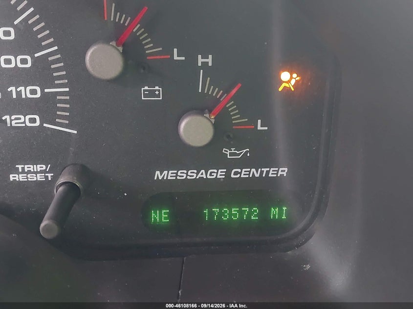 FORD EXPEDITION 2004 VIN 1FMFU18L04LA98689