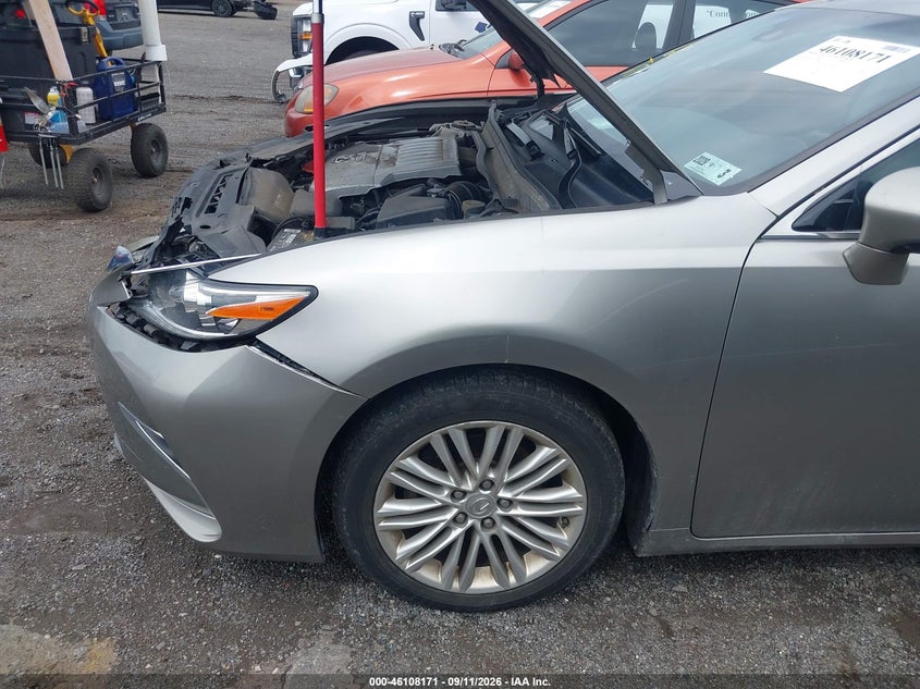 2017 LEXUS ES 350 auction photo 6