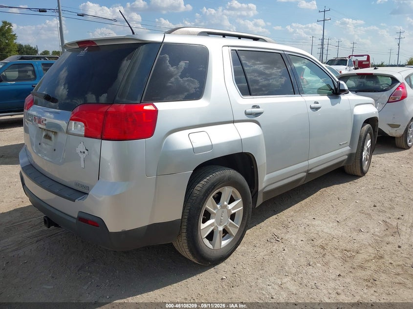 2013 GMC TERRAIN auction photo 4