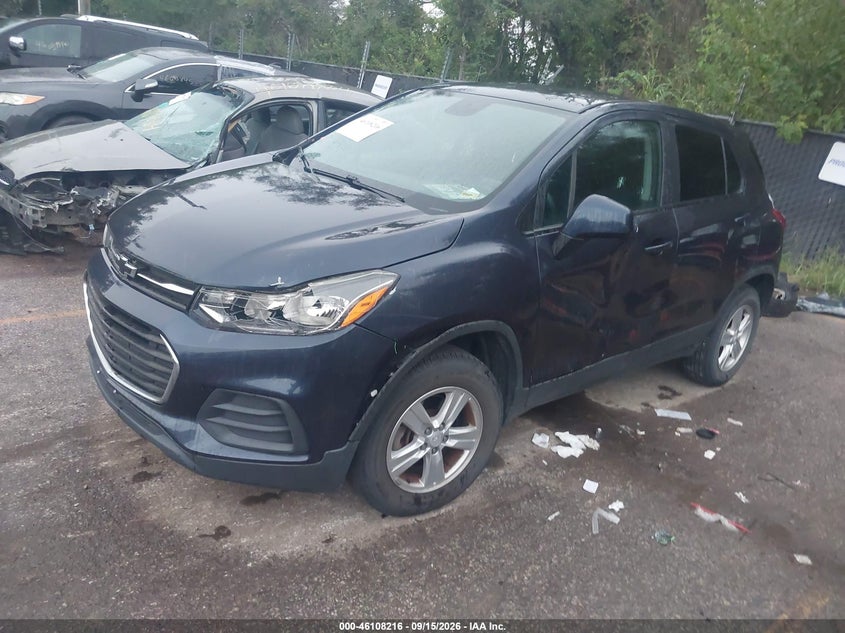 2019 Chevrolet Trax, Левый бок, IAAI, VIN 3GNCJNSBXKL197133 — фото 2