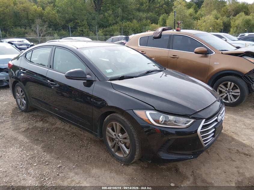 2017 HYUNDAI ELANTRA auction photo 1