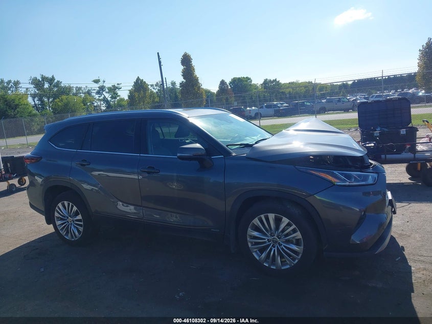 TOYOTA HIGHLANDER HYBRID 2025 VIN 5TDEBRCH4SS657079