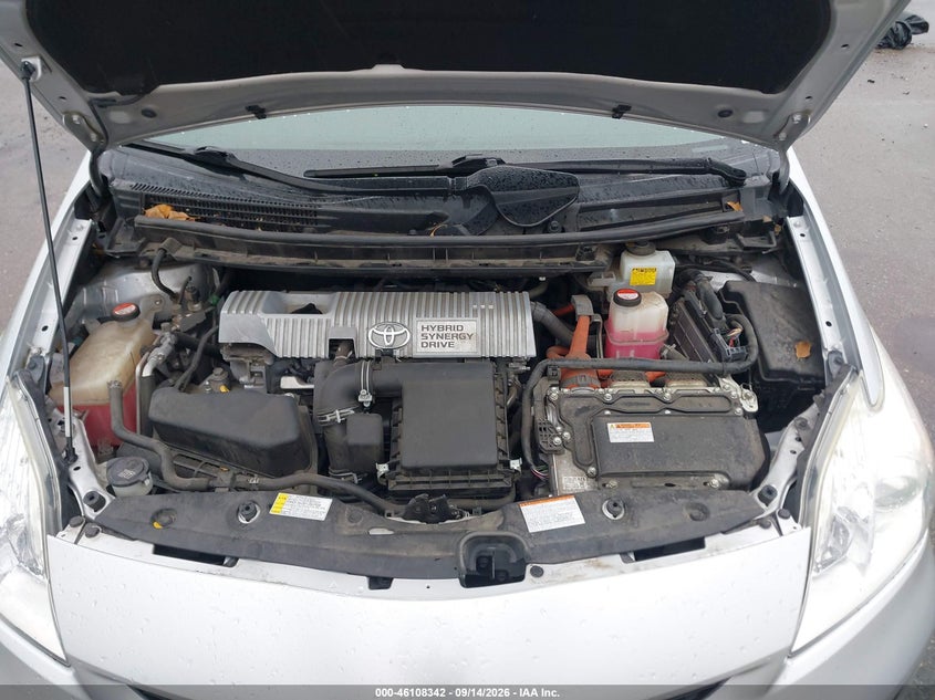 TOYOTA PRIUS - zdjęcie 10
