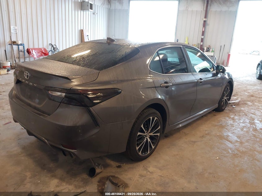 TOYOTA CAMRY - zdjęcie 4