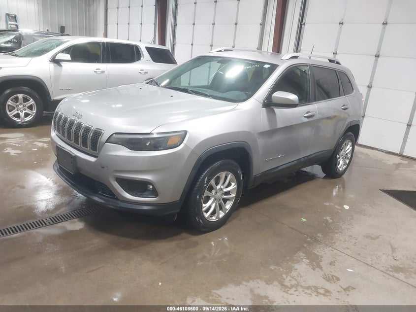 2019 Jeep Cherokee, Right Side, IAAI, VIN 1C4PJMCBXKD288170 — photo 2