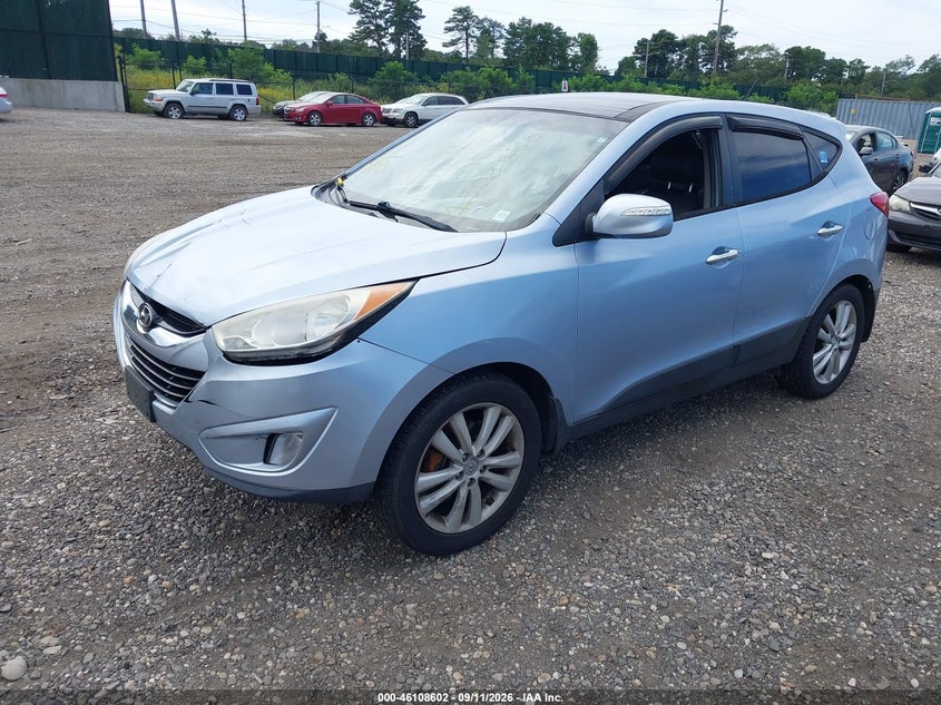 2010 HYUNDAI TUCSON auction photo 2
