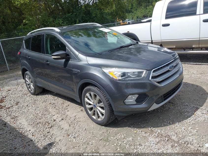 Vin: 1fmcu9j93hue40636, lot: 46608373, ford escape titanium 2017 img_1