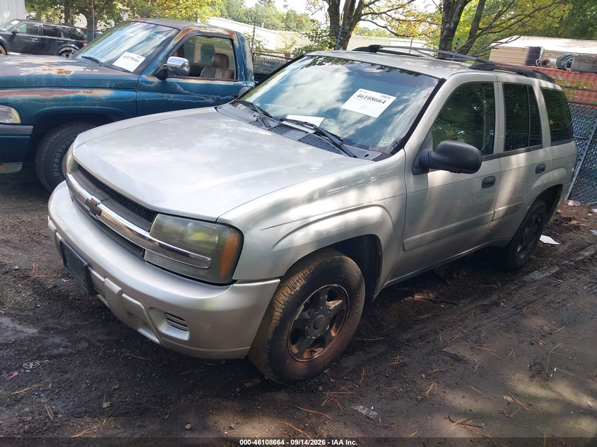 CHEVROLET TRAILBLAZER 2005 VIN 1GNDS13S952192374