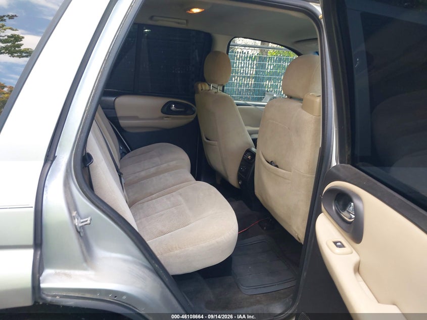 CHEVROLET TRAILBLAZER 2005 VIN 1GNDS13S952192374