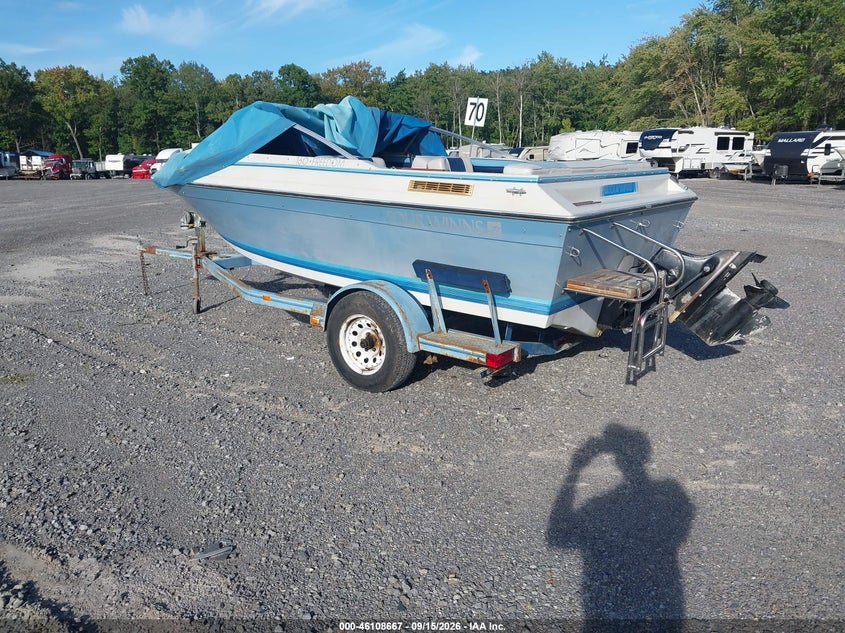 1988 FOUR WINNS 16 FEET auction photo 3
