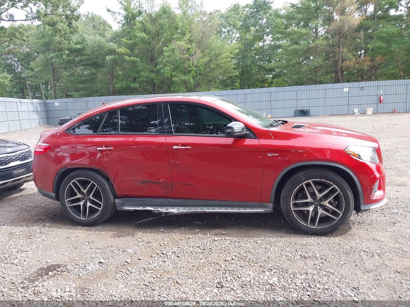 MERCEDES-BENZ AMG GLE 43 COUPE - zdjęcie 13