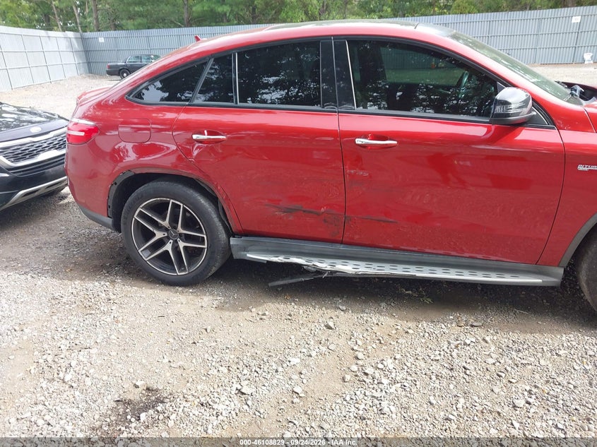MERCEDES-BENZ AMG GLE 43 COUPE - zdjęcie 6