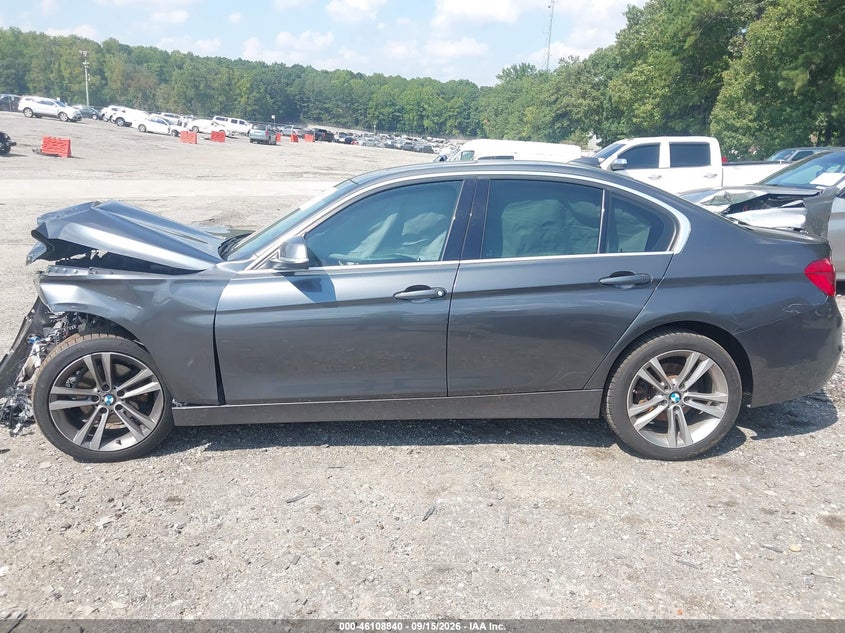 2017 BMW 330I · Photo 13