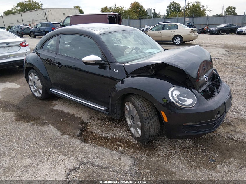 VOLKSWAGEN BEETLE 2013 VIN 3VWJX7AT0DM660833
