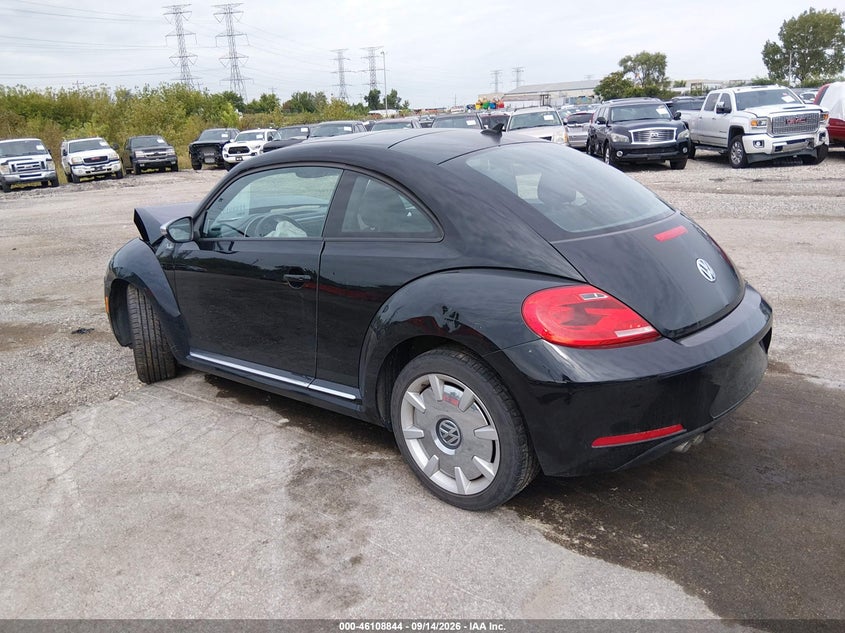 VOLKSWAGEN BEETLE 2013 VIN 3VWJX7AT0DM660833