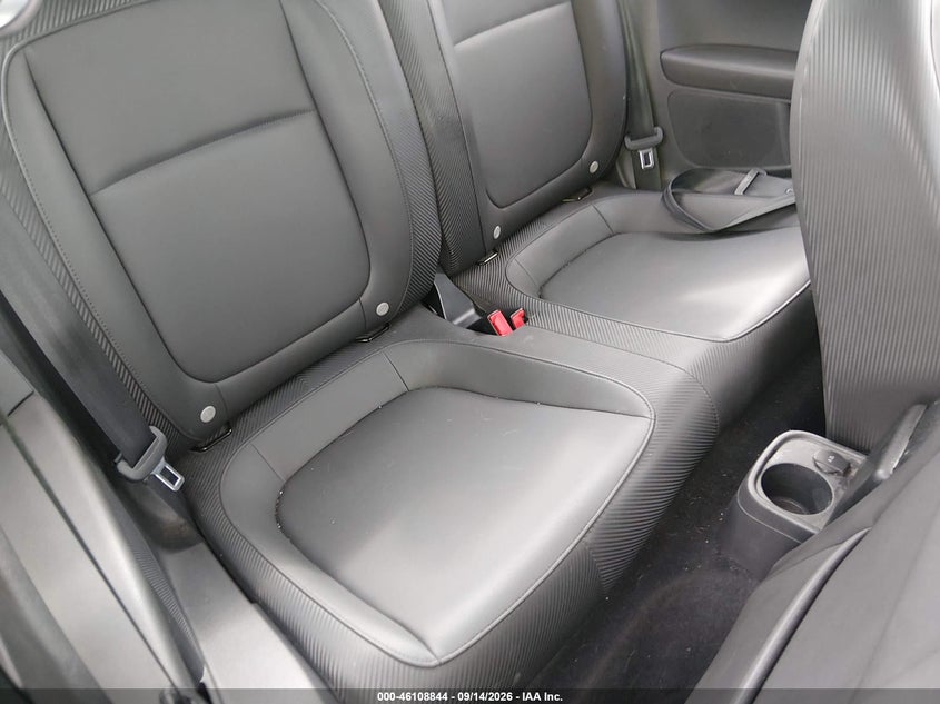 VOLKSWAGEN BEETLE 2013 VIN 3VWJX7AT0DM660833