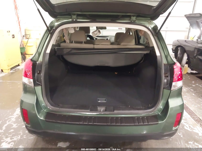 2013 SUBARU OUTBACK 2.5I PREMIUM · Фото 18