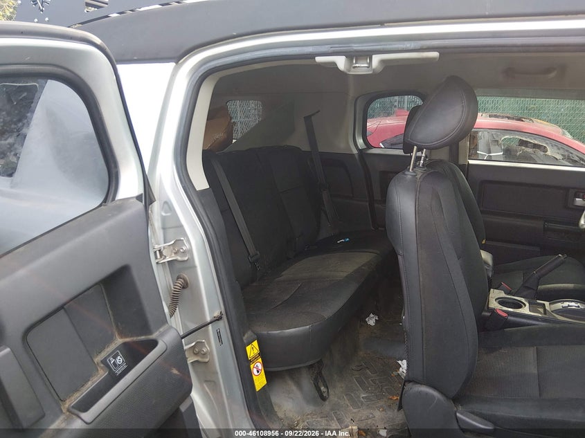 TOYOTA FJ CRUISER 2007 VIN JTEBU11F270076542