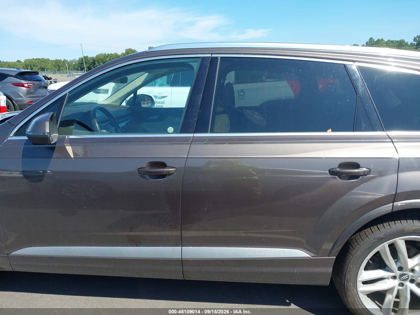 AUDI Q7 - zdjęcie 15