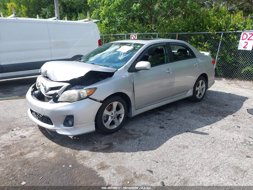 Vin: 2t1bu4ee5bc745506, lot: 46608733, toyota corolla s 20112