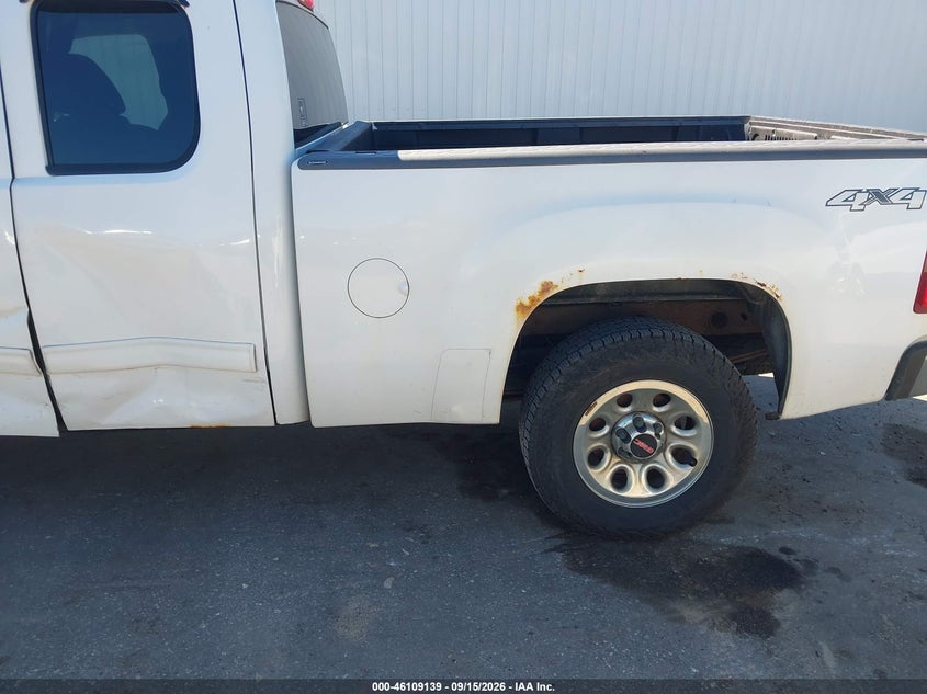 GMC SIERRA 1500 2011 VIN 1GTR2UEA1BZ102268