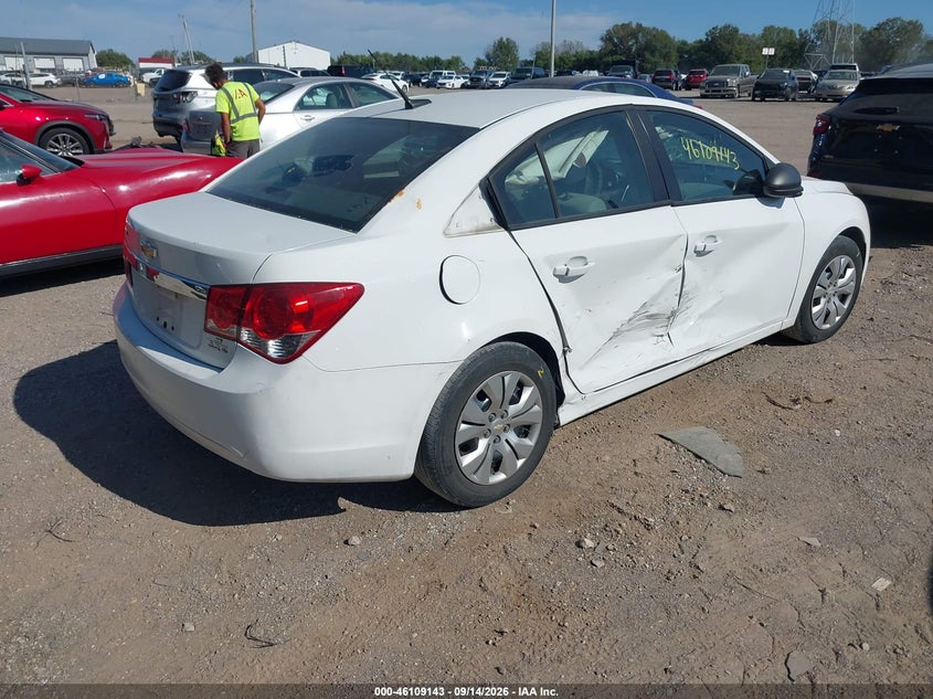 Vin: 1g1pa5sh4d7220226, lot: 46608859, chevrolet cruze ls auto 20134