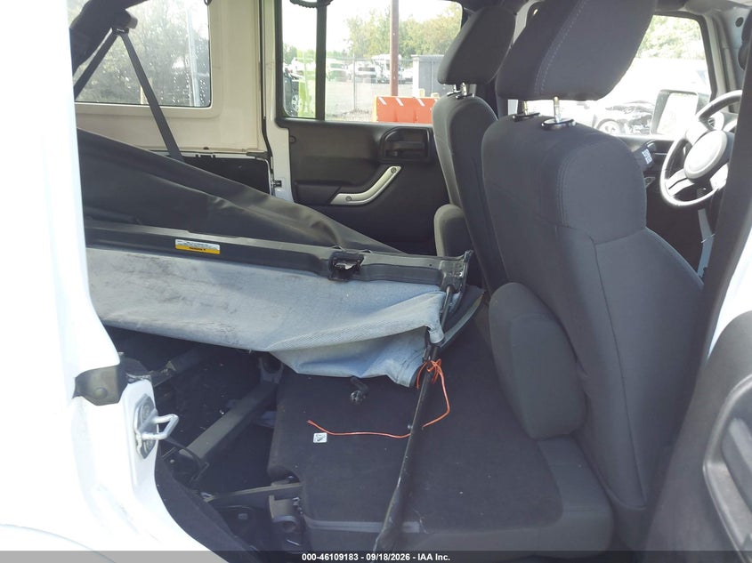 2012 JEEP WRANGLER UNLIMITED auction photo 8