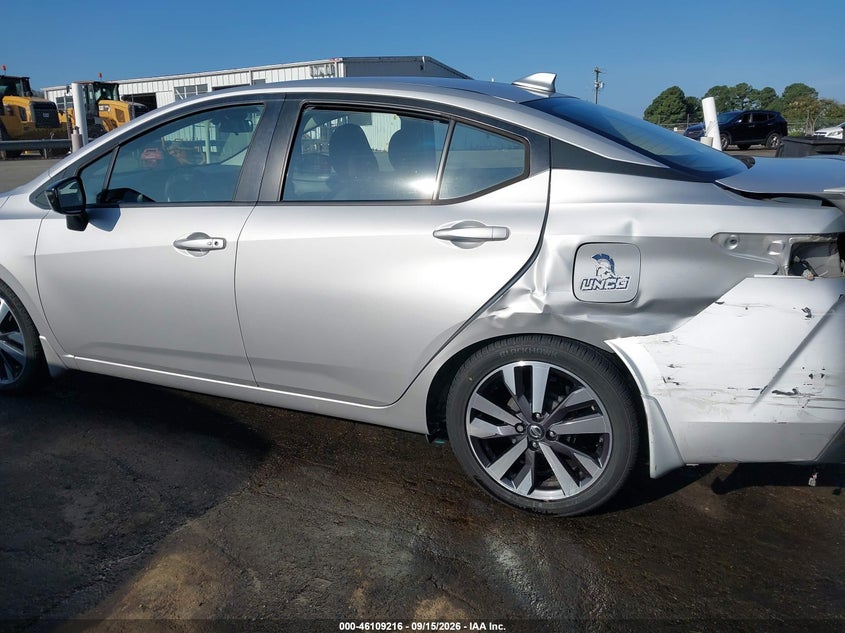 2020 NISSAN VERSA SR XTRONIC CVT · Фото 14