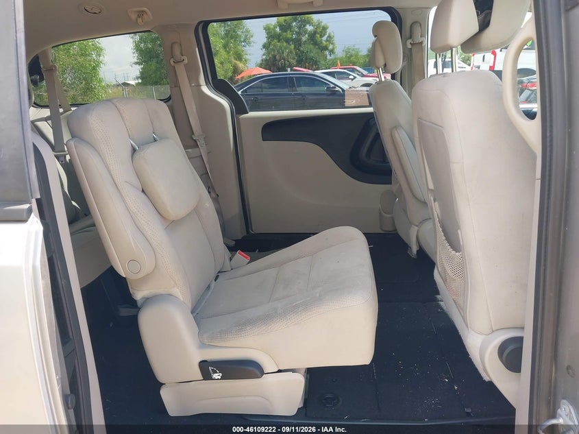 2016 DODGE GRAND CARAVAN auction photo 8
