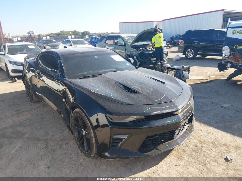 Vin: 1g1fe1r72h0143831, lot: 46608957, chevrolet camaro 1ss 2017 img_1