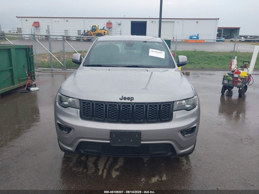 JEEP GRAND CHEROKEE - zdjęcie 13