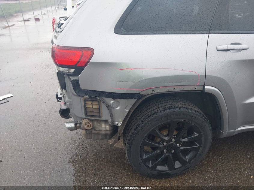 JEEP GRAND CHEROKEE - zdjęcie 20