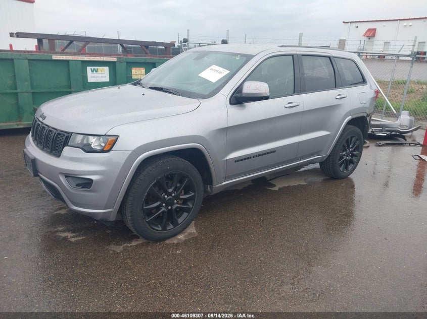 JEEP GRAND CHEROKEE - zdjęcie 2