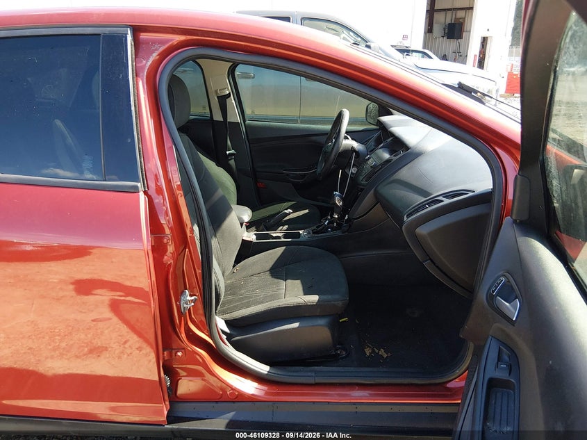 FORD FOCUS 2018 VIN 1FADP3K24JL243121