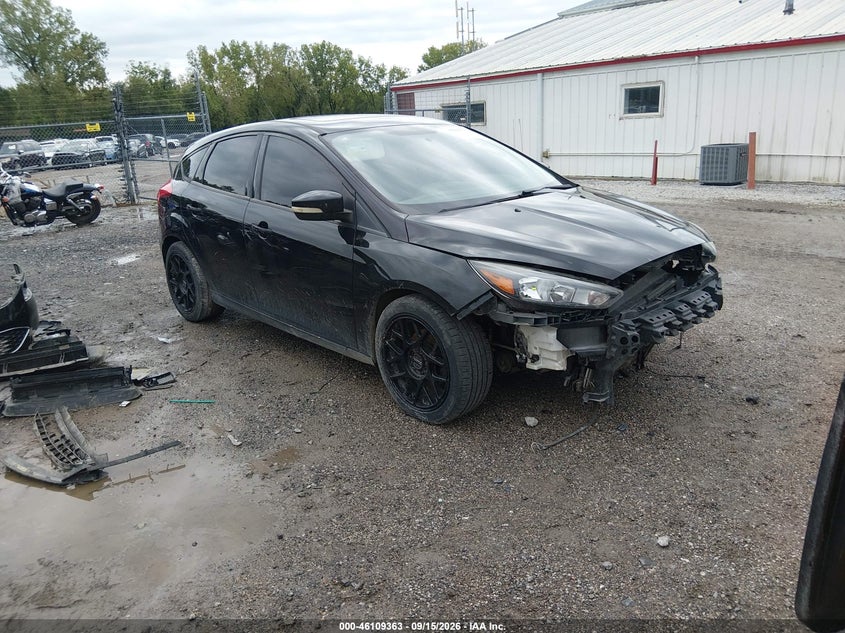 Vin: 1fadp3m23jl202721, lot: 46609079, ford focus sel 2018 img_1