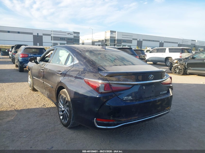 Vin: 58afa1c1xru041831, lot: 46609117, lexus es 300h ultra luxury 20243