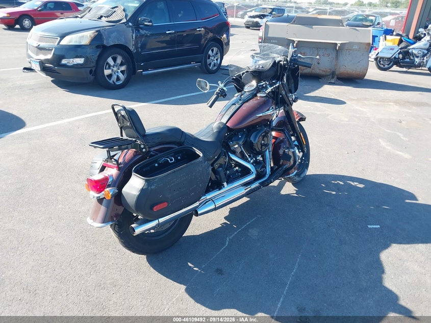 HARLEY-DAVIDSON FLHC 2018