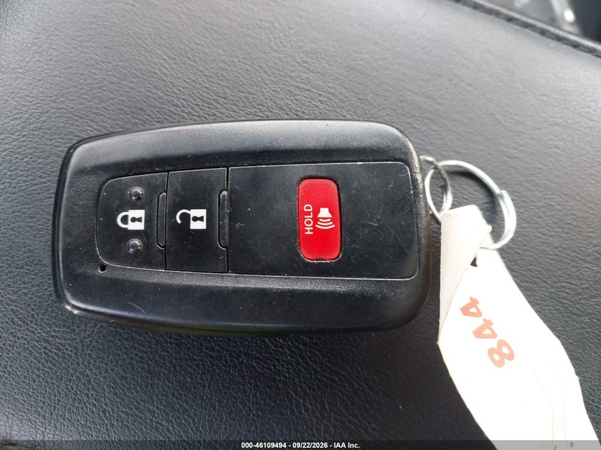 TOYOTA PRIUS - zdjęcie 11