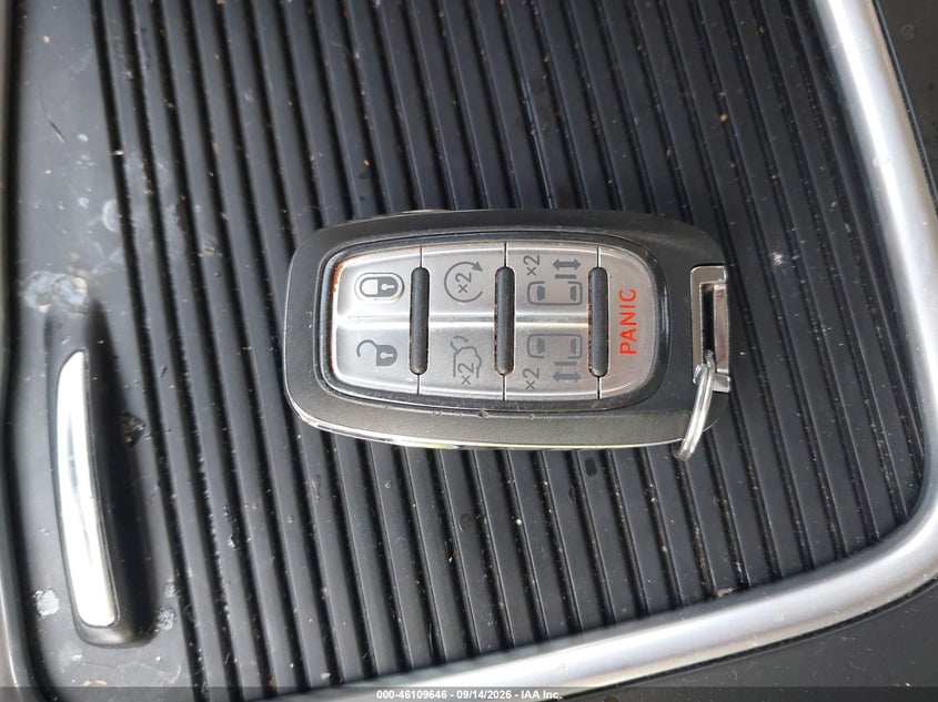 CHRYSLER PACIFICA - zdjęcie 11