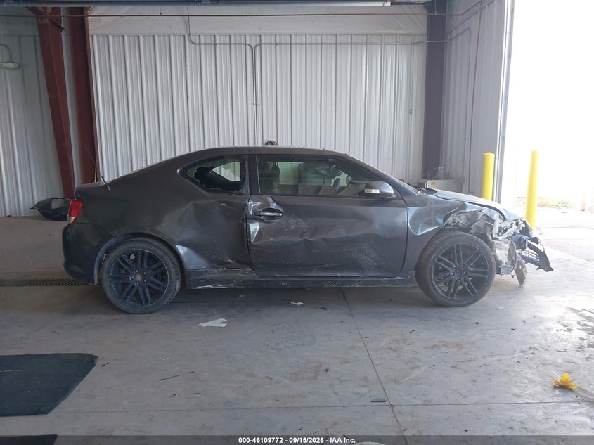 2013 SCION TC · Фото 14
