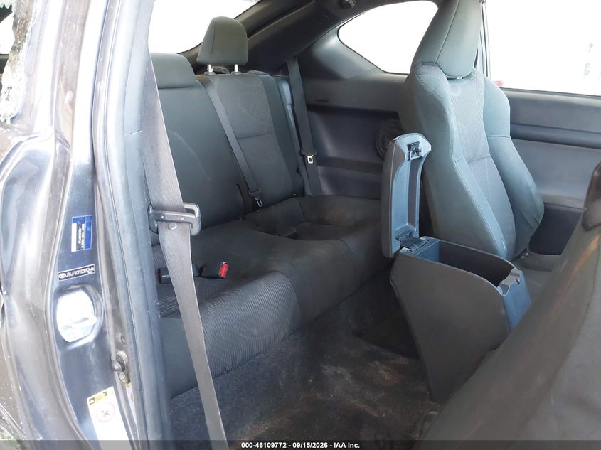 2013 SCION TC · Фото 8