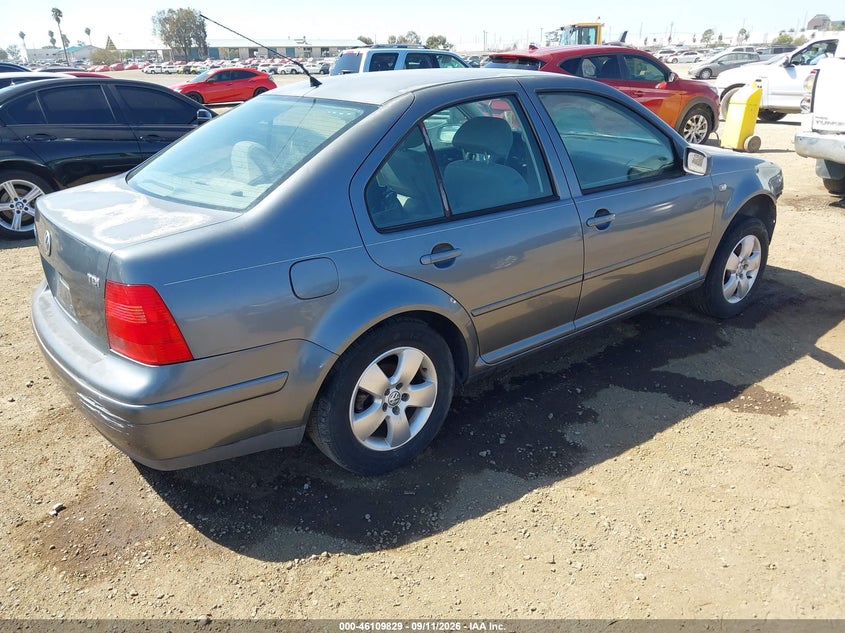 2003 VOLKSWAGEN JETTA auction photo 4