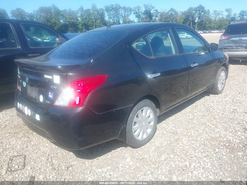 2016 NISSAN VERSA auction photo 4