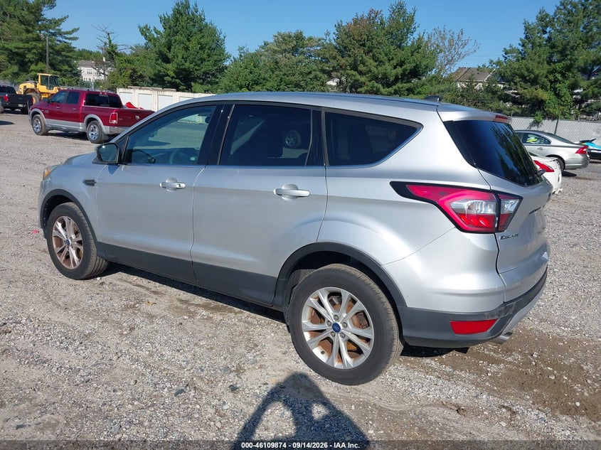 Vin: 1fmcu9gdxhuf00469, lot: 46609590, ford escape se 20173