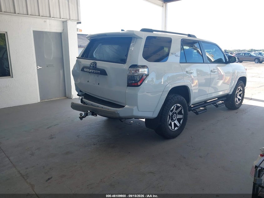 Vin: jteru5jr5r6232024, lot: 46609616, toyota 4runner trd off road premium 20244