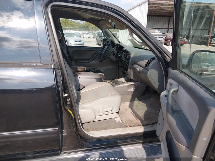 2001 TOYOTA SEQUOIA auction photo 5