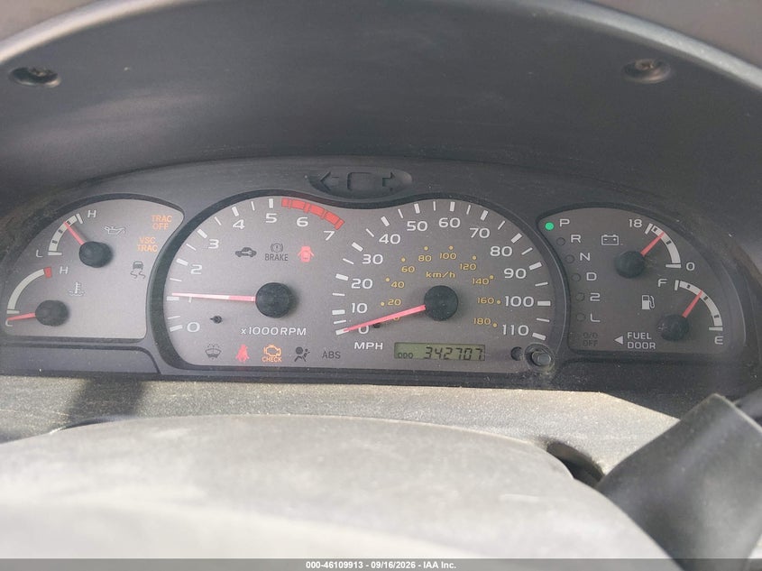 2001 TOYOTA SEQUOIA auction photo 7