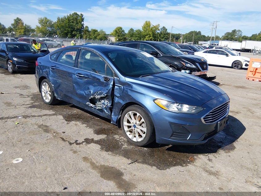 Vin: 3fa6p0luxkr267515, lot: 46609638, ford fusion hybrid se 2019 img_1